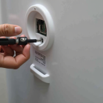Error D en Frigorífico WHIRLPOOL: Causas y Soluciones Seguras